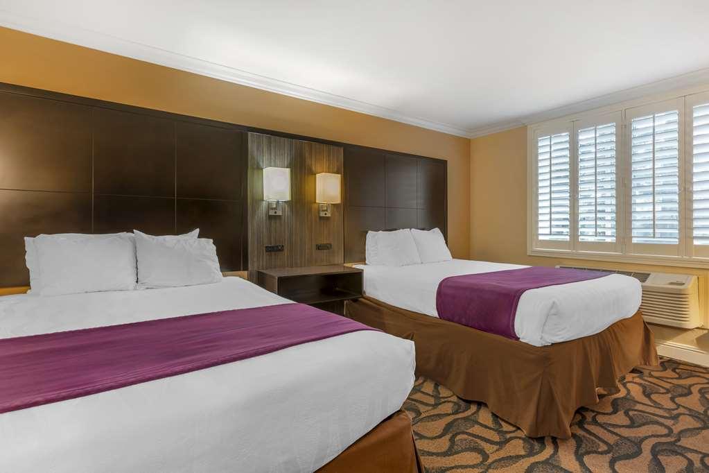 Best Western Plus Airport Plaza San Jose Room photo