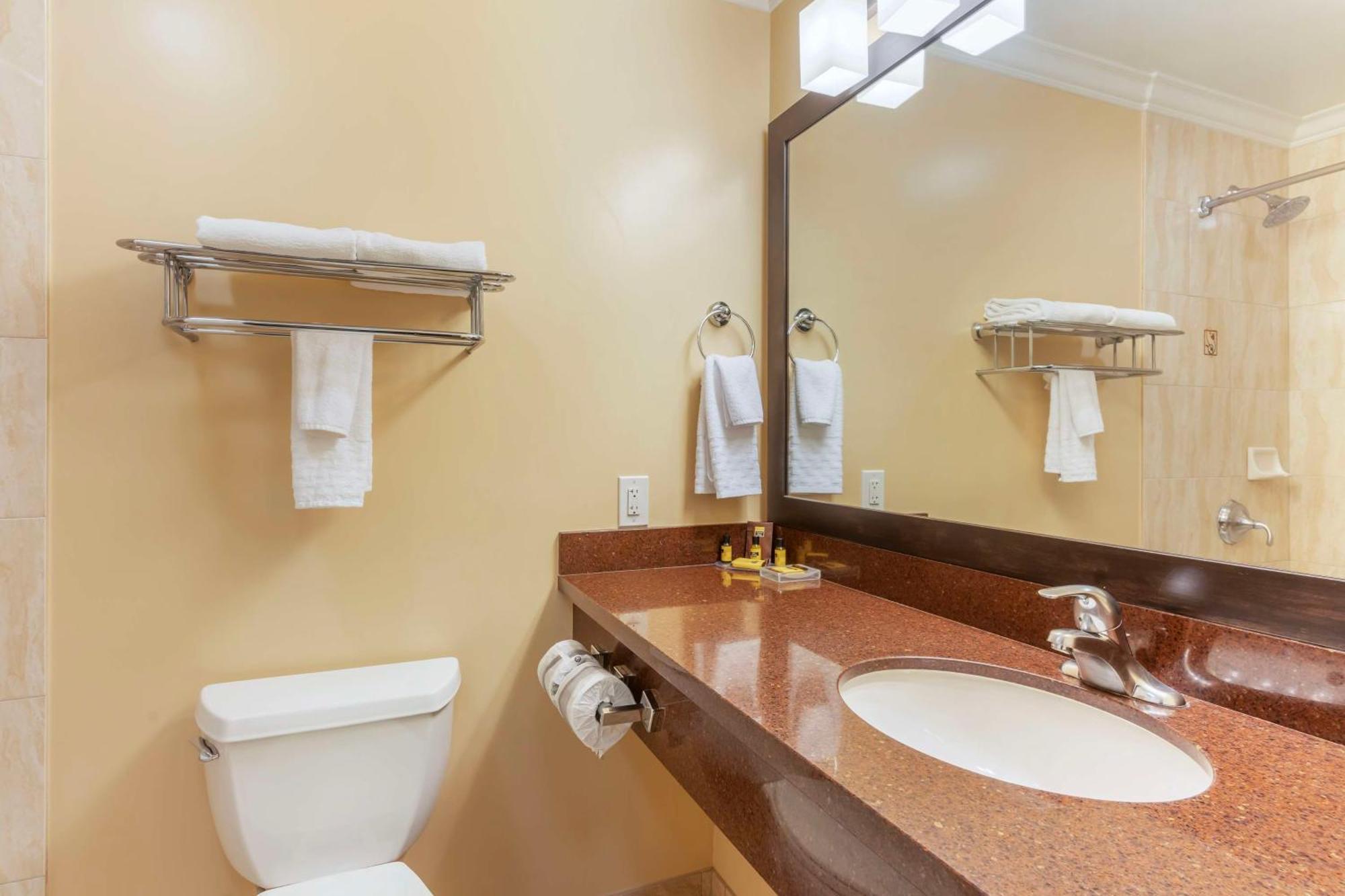 Best Western Plus Airport Plaza San Jose Exterior photo
