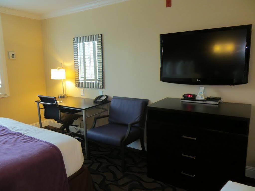 Best Western Plus Airport Plaza San Jose Exterior photo